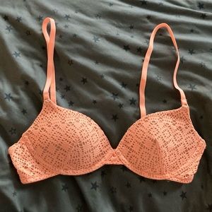 Beautiful peach lace Victoria’s Secret bra